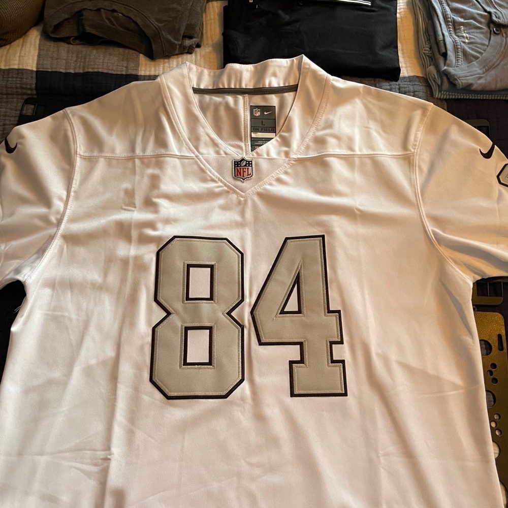 Size Large #84 Football Jersey